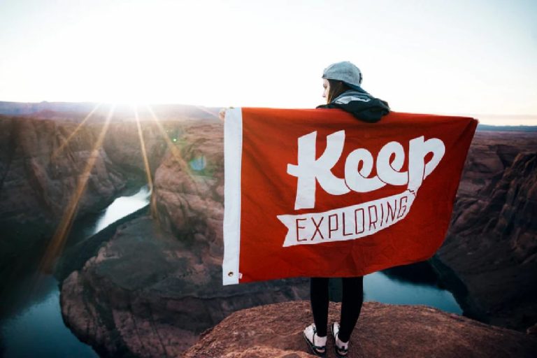 Design Tips To Grab Attention With The Vinyl Banner Printing