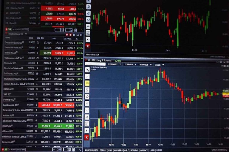 Tips for Selecting the Right Forex Broker
