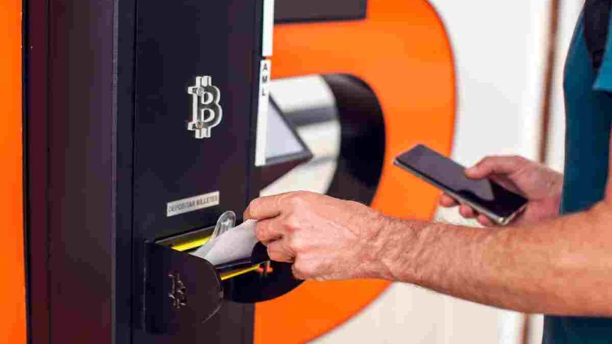 How to Send Money Through a Bitcoin ATM