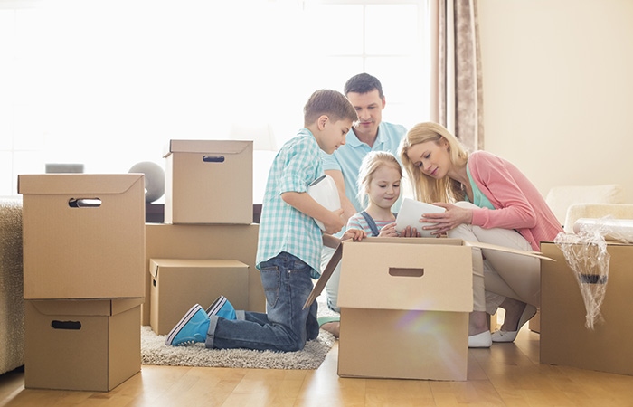 How To Plan and Organize a Move