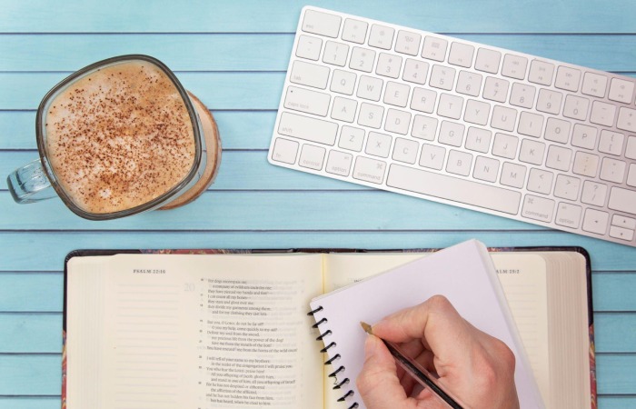 Why Write for Quora blog - Small Vanity  Write for Us