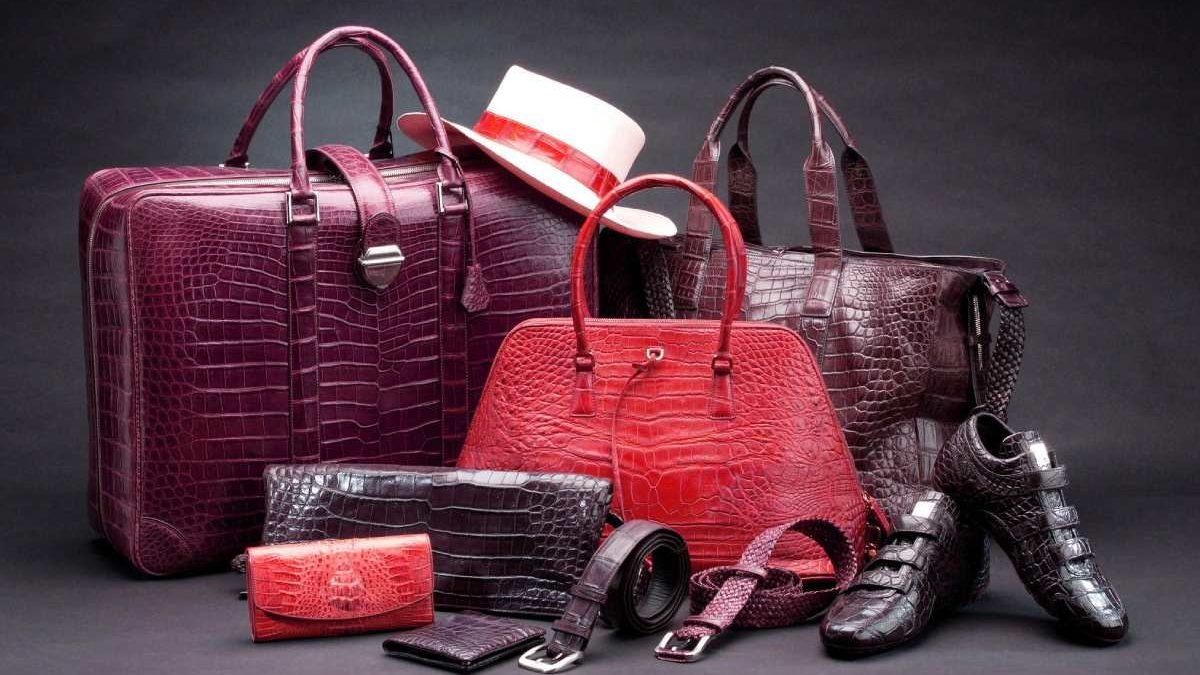 5 Reasons Why It Is Worth Investing in Leather Accessories?