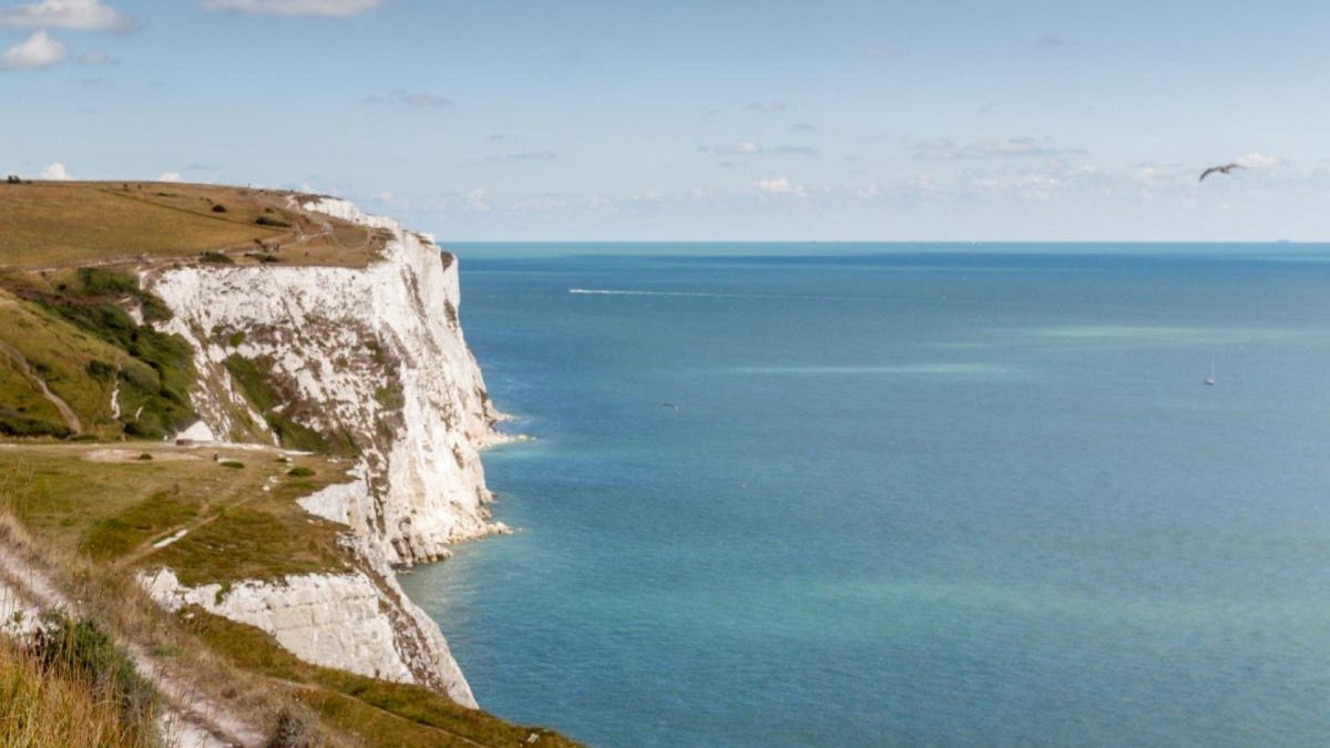 A Scenic Sojourn to the White Cliffs of Dover