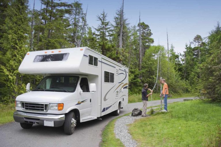Living on the Road: The Ins and Outs of Long Term RV Rental