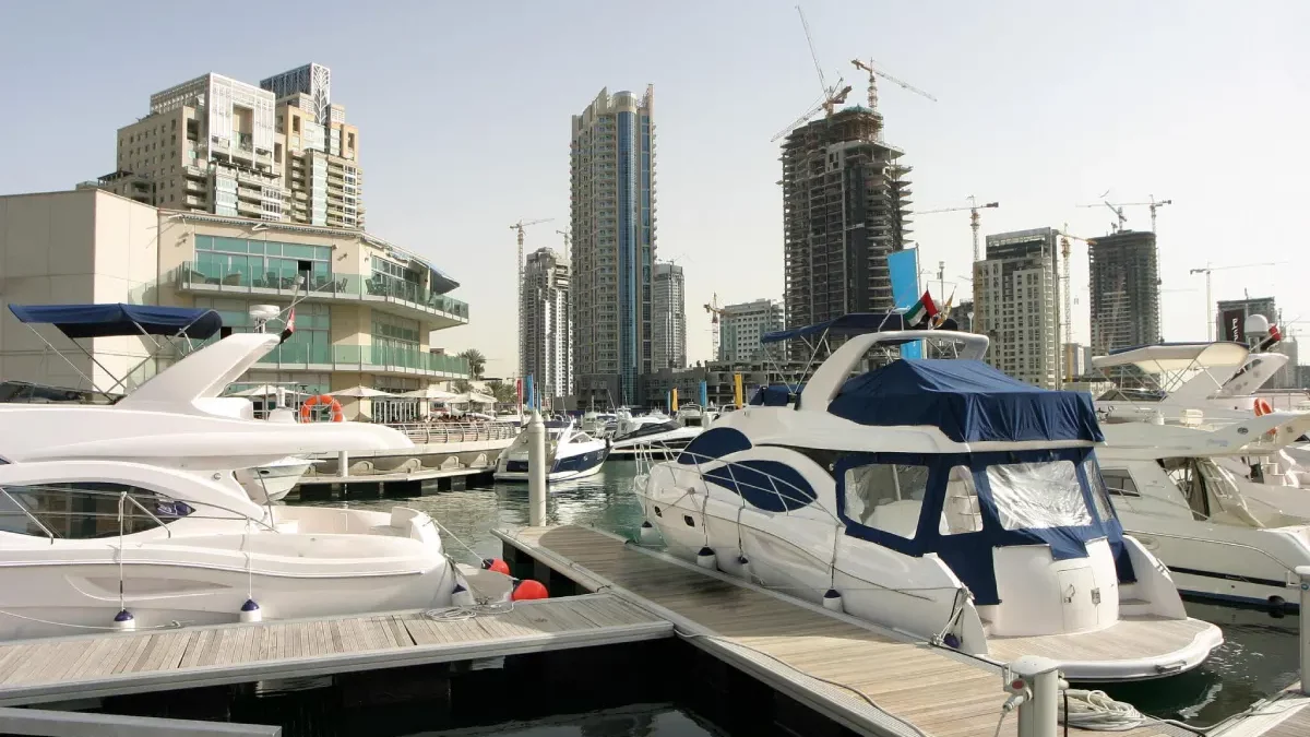 Things to keep in mind while choosing boats for rent in Dubai