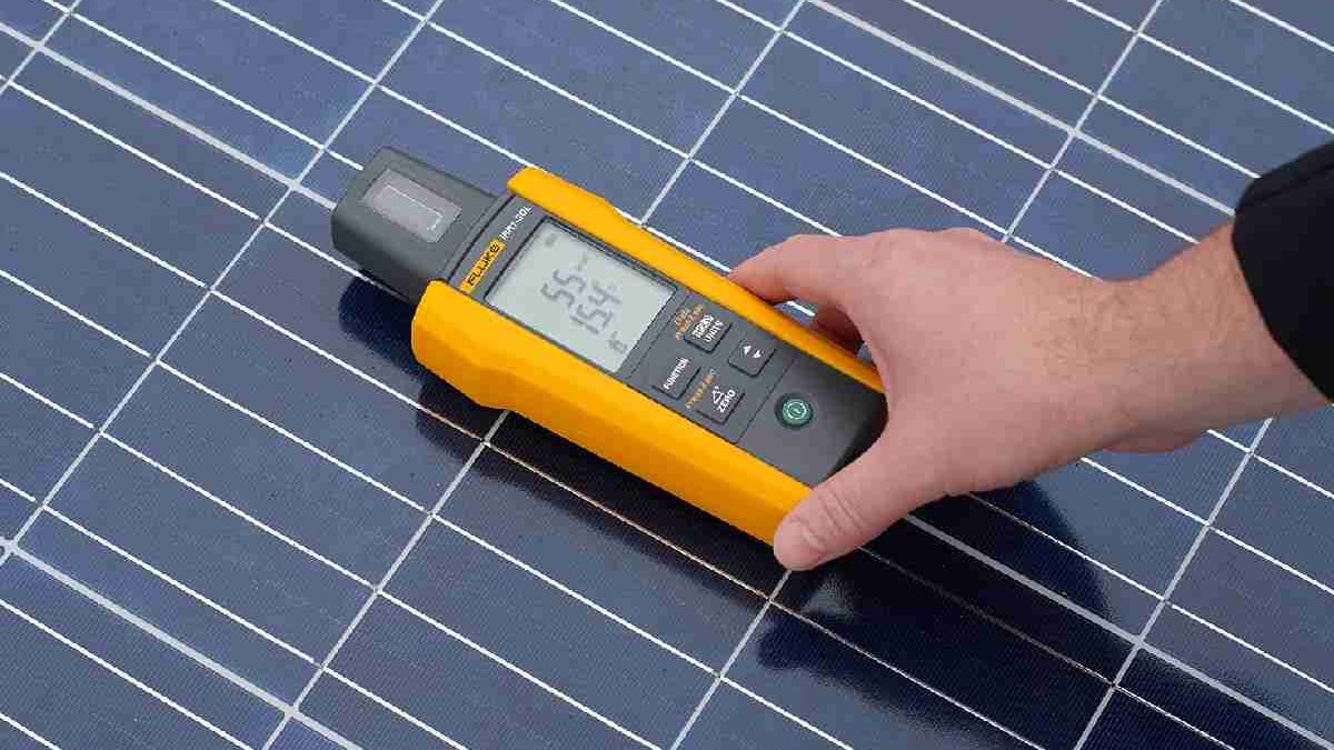 The Top Features to Look for in a Quality Solar Irradiance Meter