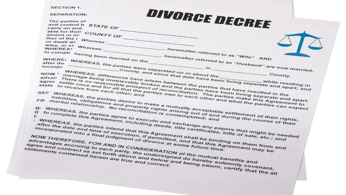 What Documents Should You Carry When Meeting a Divorce Lawyer?