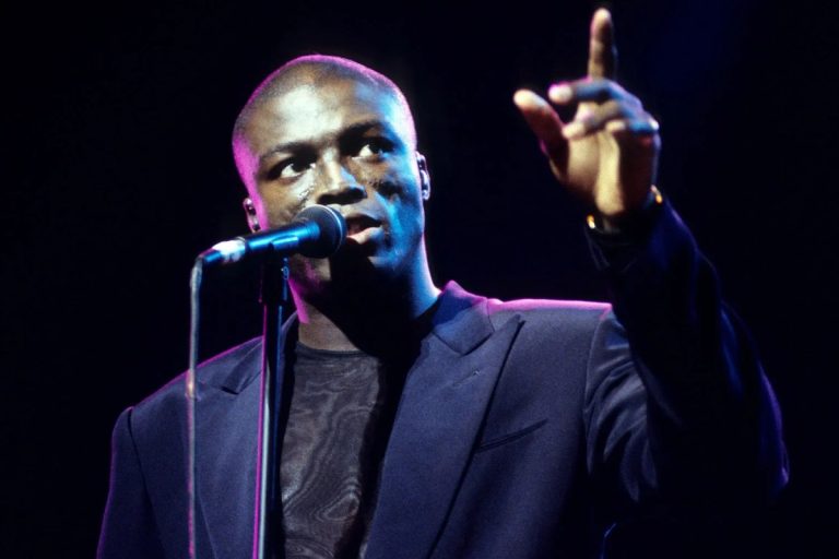 What is singer:qfeeu7fmre8= seal