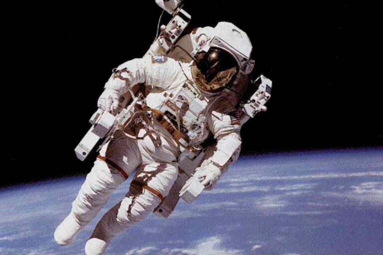 NASA Salary: How Much do Astronauts Get Paid