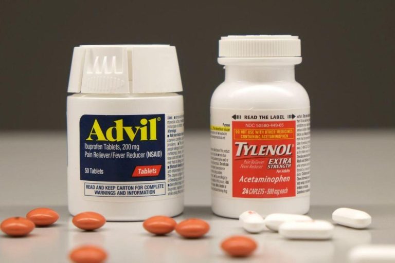 Can You Take Tylenol And Ibuprofen Together?