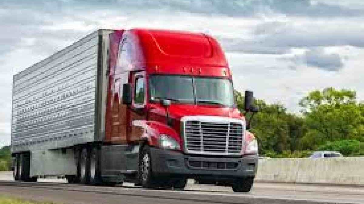 Understanding the Basic Commercial Truck Insurance Requirements for Your Business