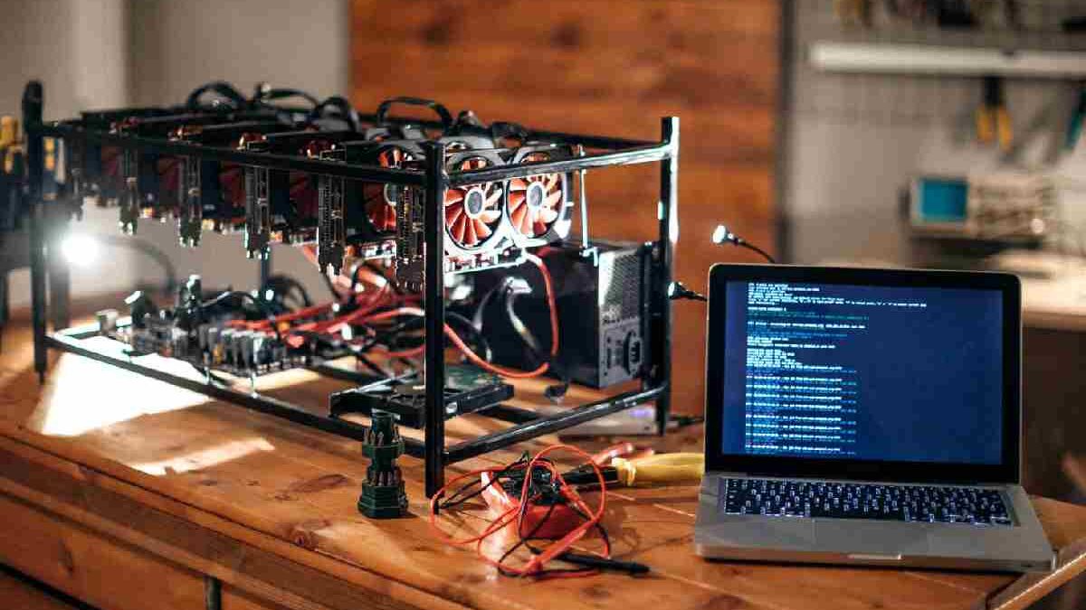 Why Is It Worth Mining Bitcoin at Home?