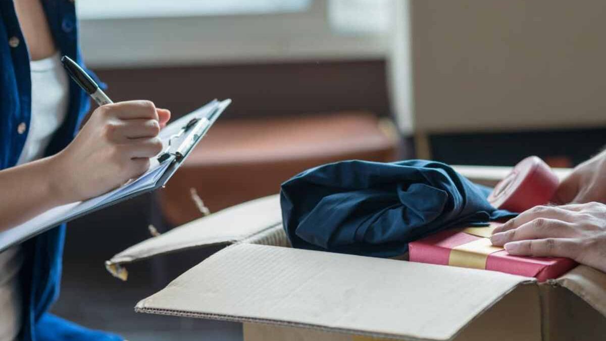 How To Plan and Organize a Move: checklist