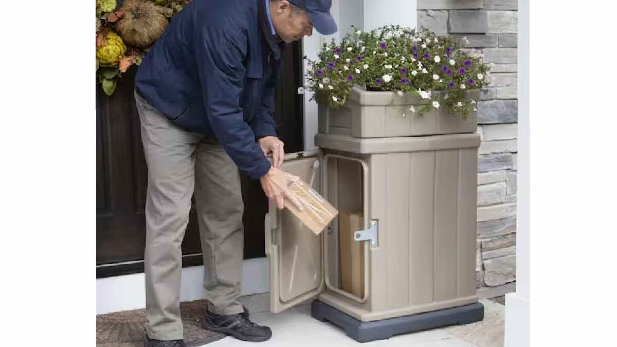 Package Delivery and Storage In New York City