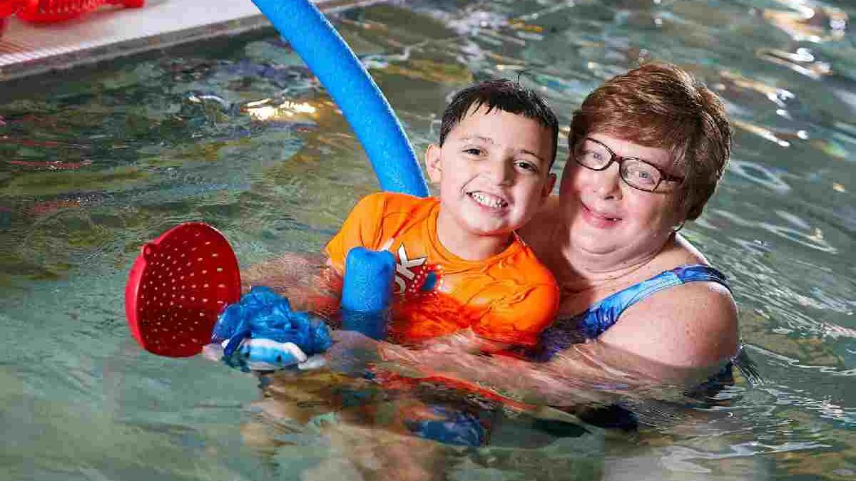 Therapy Pools: What are They and How to Accessorize