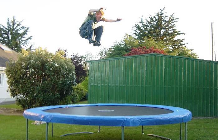 Trampoline Write for us
