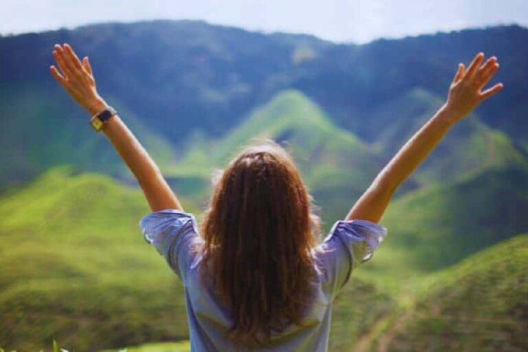 Embracing Confidence Through Healthy Living