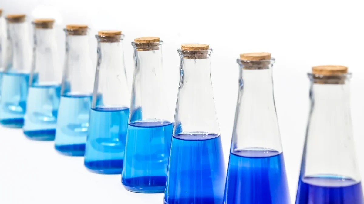 How Electronegativity Trends Explain Bond Polarity